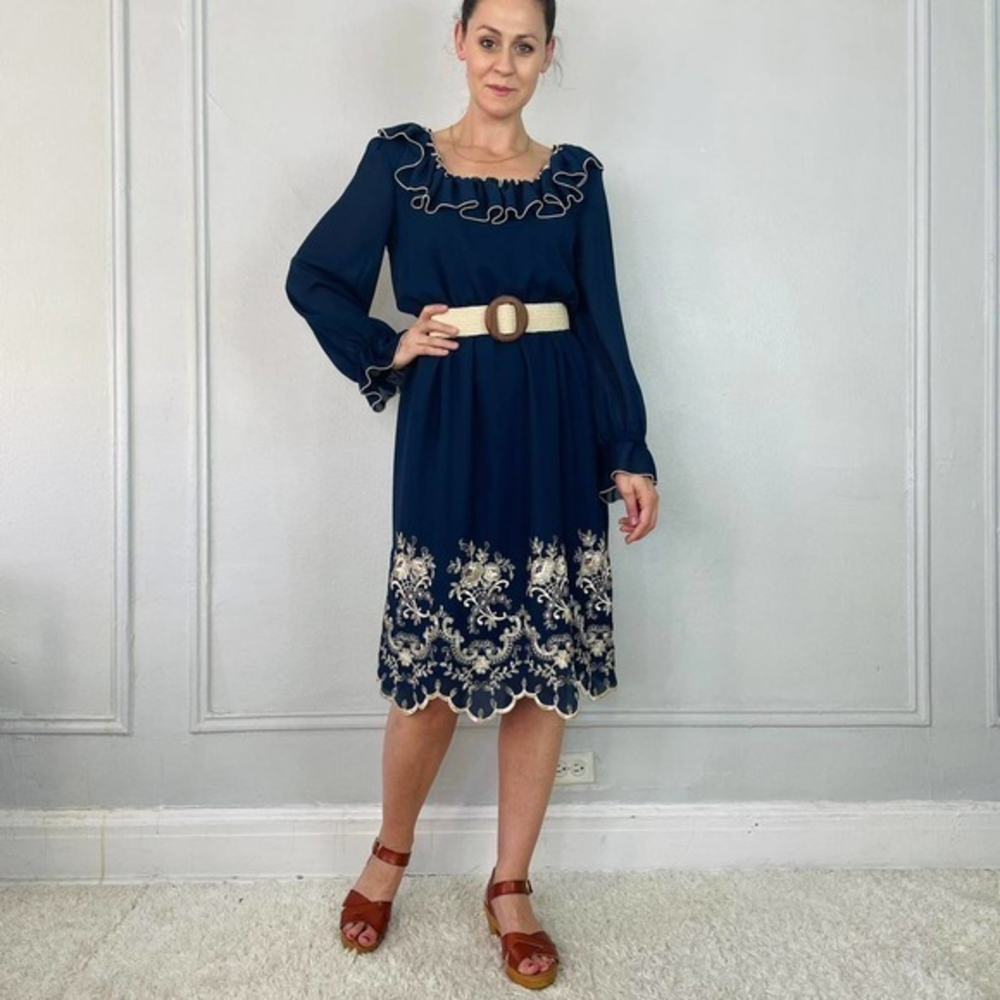 Vintage 70s navy and tan dress